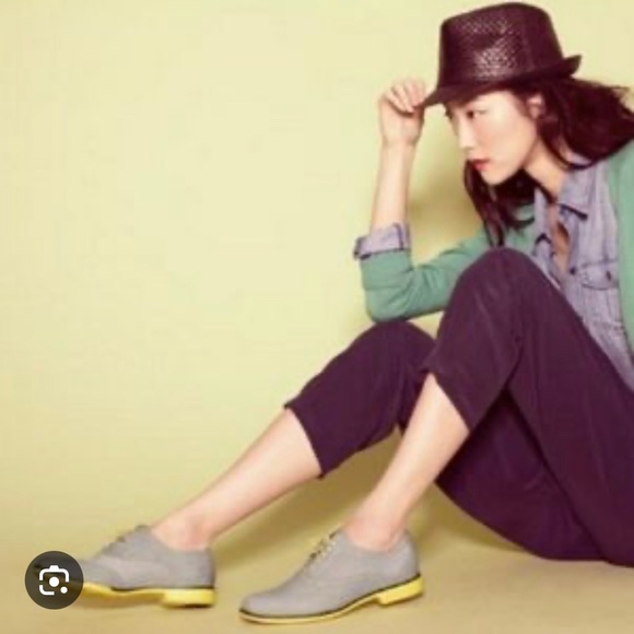 Cole Haan Gramercy Oxford Shoes - Picture 14 of 14